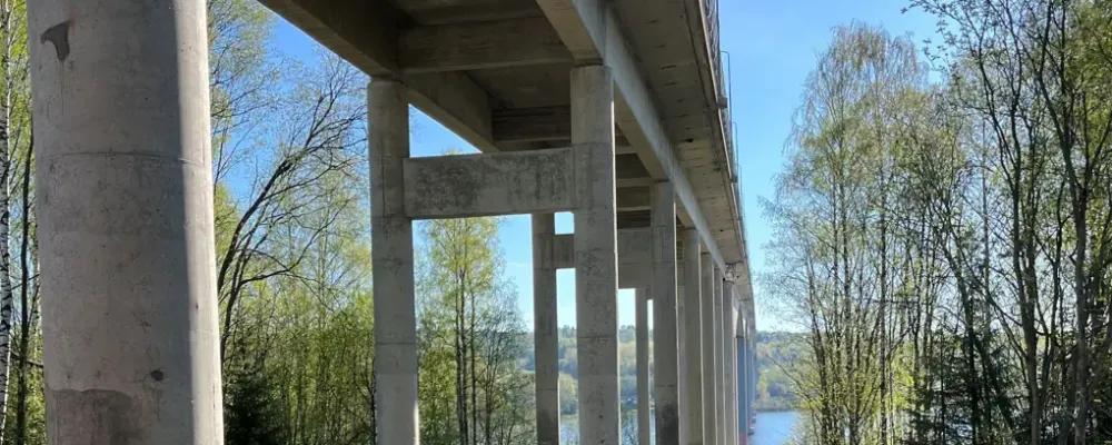 Den nuvarande bron har en kvarvarande livslängd på 20–30 år, men planeringen för en ny bro måste börja redan nu. Foto: Trafikverket