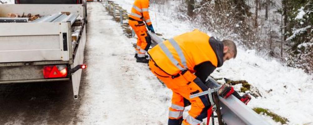 Tillsynen pågår från november 2025 till oktober 2026 och omfattar bland annat företag inom anläggningsarbete, snöröjning, teknisk konsultverksamhet och trafikvaktstjänster. Foto: Arbetsmiljöverket