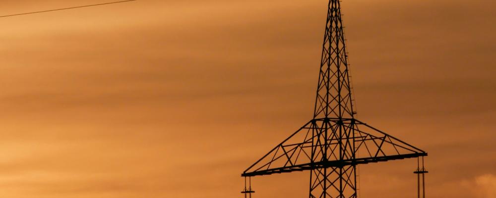 Kraftledning Foto: maurits-bausenhart/unsplash