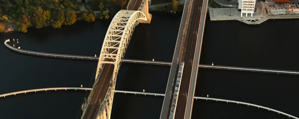 Årstabron mellan Södermalm och Årsta i Stockholm. Foto: Trafikverket