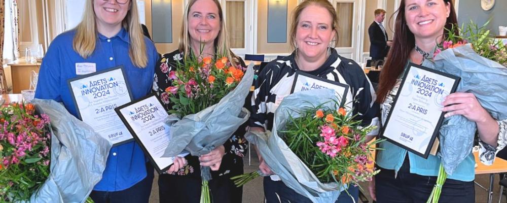 Årets vinnare tar emot pris på eventet Årets innovation. Foto: SBUF