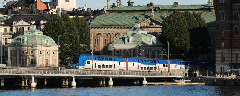 Högtryck på järnvägen under sommaren Foto: Dmitrii E./Unsplash