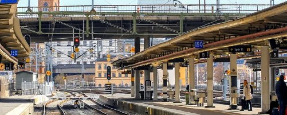 På uppdrag av regeringen genomför Trafikverket en utredning som ska ge information hur en ombyggnation av Stockholm Central och Tomteboda bangård bör se ut och hur den kan genomföras. Foto: Trafikverket