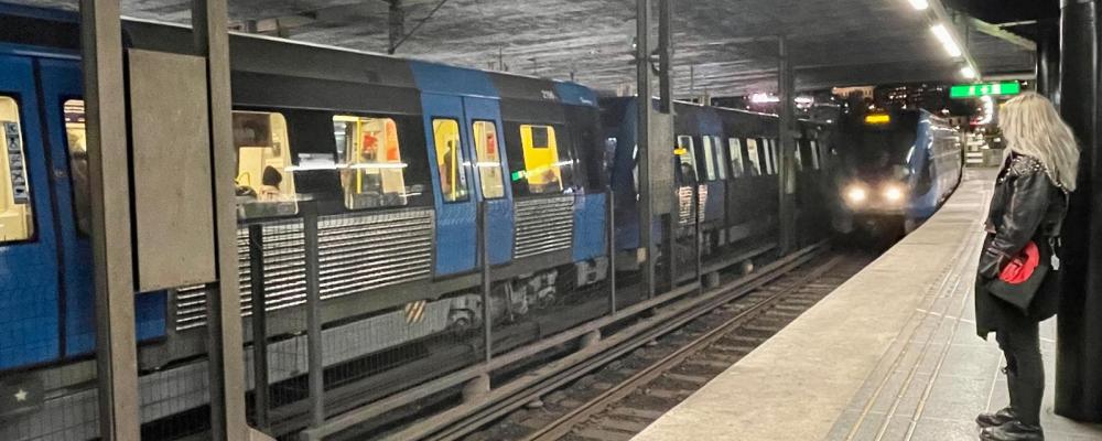 Nyligen föll en man ned på spåret på Gamla stans tunnelbanestation och blev liggande där i 10 minuter innan han blev överkörd. Foto: Stina Wickenberg