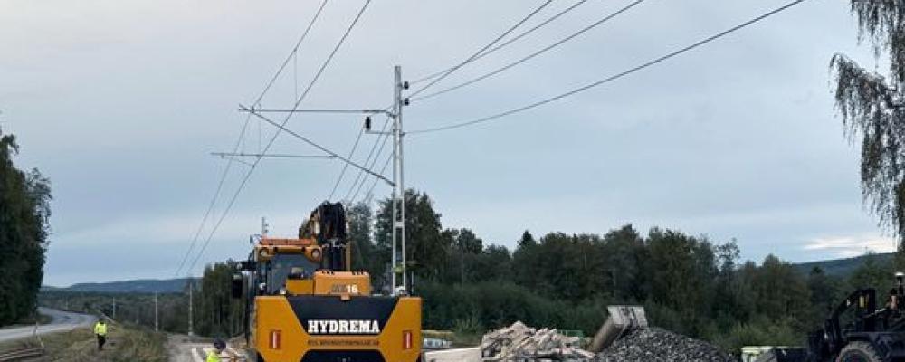 Arbetet med att återställa banan har pågått intensivt i flera veckor. Bild från Prästmon i Härnösands kommun. Foto: Trafikverket