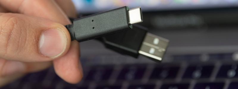Fredrik Sandberg/TT: Usb|c-kontakten blir ny standard i EU. Arkivfoto.