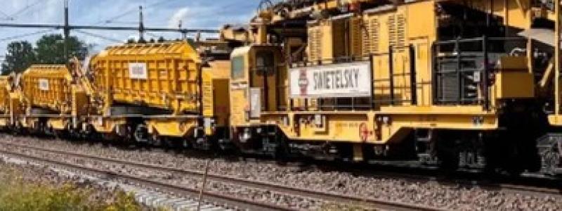 Projektet inkluderar bland annat 41 kilometer spårbyte och byte av 6 stycken växlar. Foto: Trafikverket