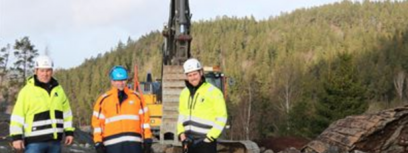 Vattentornet i Ullared byggs för att trygga vattenförsörjningen i området. Foto: Vivab