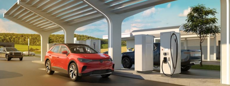 ABB Investerar flera miljoner dollar i att öka produktionen av elfordonsladdare i USA. Foto: ABB