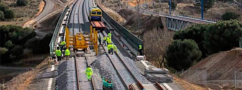 Underhåll av järnväg i spanska Galicien. Foto: Adif Infrastructura