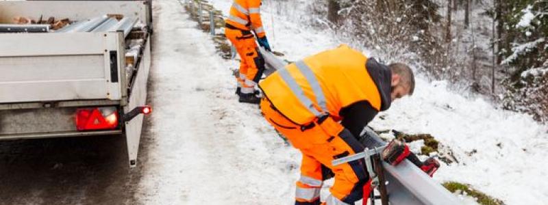 Tillsynen pågår från november 2025 till oktober 2026 och omfattar bland annat företag inom anläggningsarbete, snöröjning, teknisk konsultverksamhet och trafikvaktstjänster. Foto: Arbetsmiljöverket