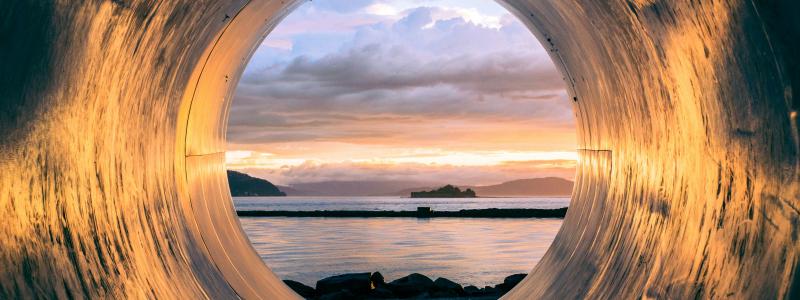 Totalt kan upp till 50 miljoner kronor delas ut under 2026 till kommuner, va-bolag och andra samhällsviktiga verksamheter Foto: erlend ekseth /Unsplash