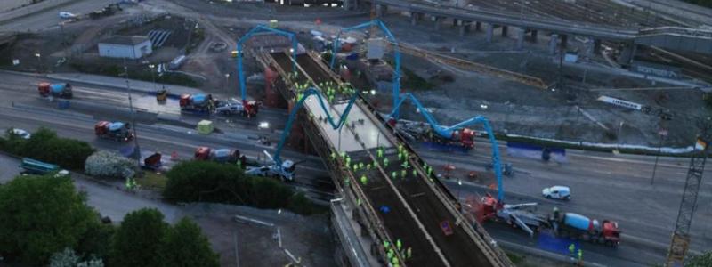 Bron är nu gjuten Foto: Trafikverket