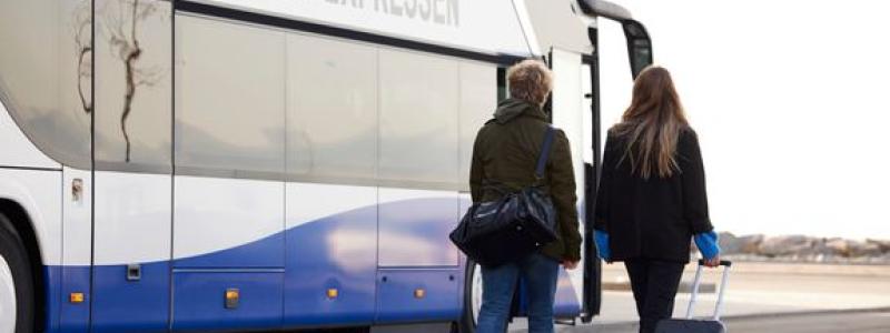 Kombardo Expressen lanserar en ny busslinje. Foto: Moljslinjen A/S