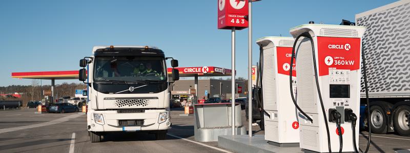 Circle K öppnar ytterligare 20 laddplatser för tung trafik. Foto: Circle K