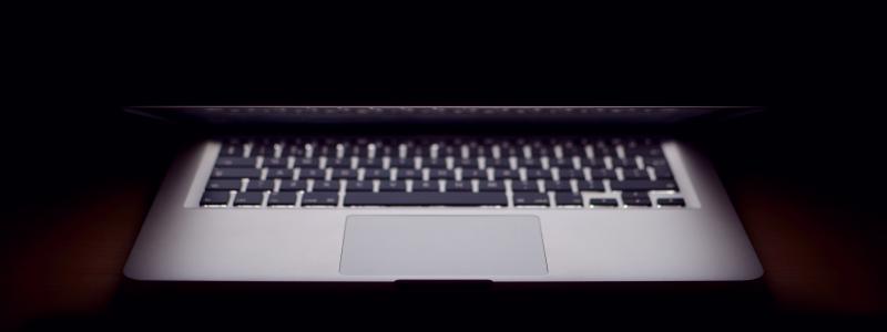 Cyberkriminella utnyttjar AI för att massproducera riktade nätfiskemejl, skapa trovärdiga deepfakes och effektivisera rekognosering. Foto:  thom/unsplash