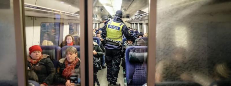 Gränskontroll Öresundståg. Källa: News Øresund - Johan Wessman