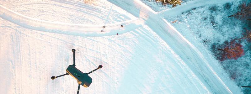 Drönare Foto: Erik Odiin/Unsplash