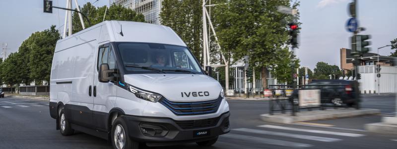 Med en snabbladdningskapacitet på 80 kW kan eDAILY uppnå en räckvidd på 100 kilometer på 30 minuter. Foto: IVECO eDAILY