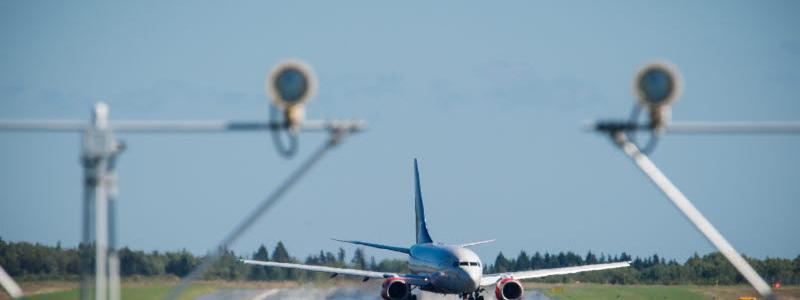100 miljoner kronor går till ökat driftstöd till regionala flygplatser. Foto: Swedavia