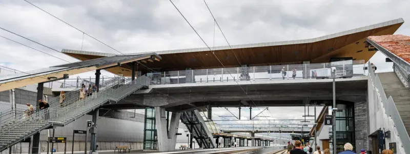 Den godkända anläggningen omfattar plattformarna och det nya dubbelspåret.
Foto: Implenia Sverige AB. Fotograf Jonas Arneson