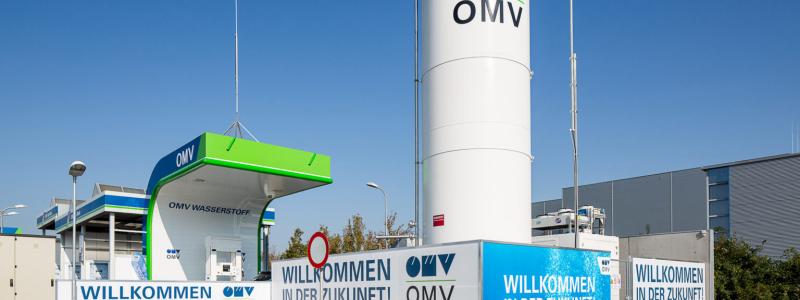 "Välkommen till framtiden!", står det på väggen vid OMV:s vätgastankstation i Asten i norra Österrike. Stationen kommer att stängas permanent den 30 juni. Foto: OMV Solutions GmbH