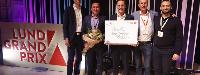 Ideon Stipendiet 2025 tilldelades Pluvioflow - Andreas Persson, Abdulghami Hasan, Petter Pilesjö och Sam Sarwat. Foto: Lunds kommun