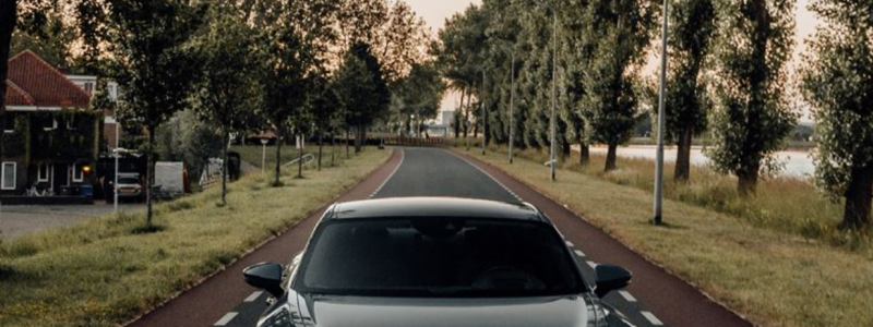Stort intresse för laddstolpar för el- och hybridbilar i Åkersberga. Foto: Open Infra