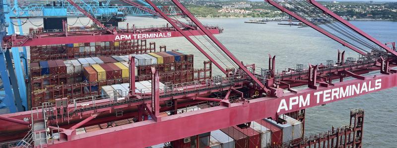 Göteborgs containerterminal växer med nya sjölinjer och rekord i gods- och järnvägsvolymer. Foto: APM Terminals Gothenburg