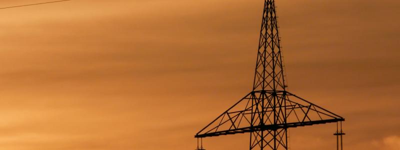 Kraftledning Foto: maurits-bausenhart/unsplash