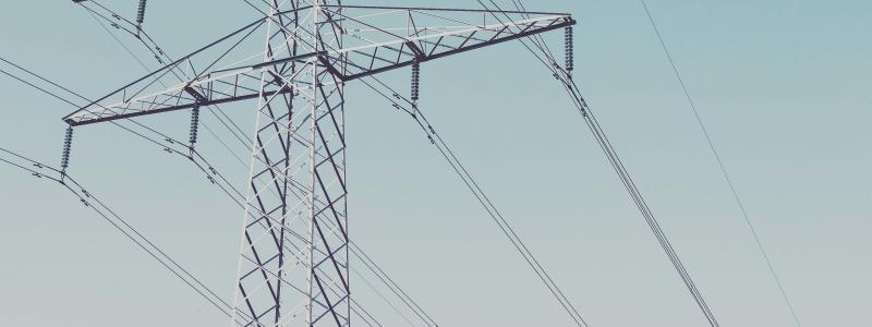Uppdraget omfattar detaljprojektering av två luftburna 400 kV-ledningar som sträcker sig över cirka 90 kilometer, belägna i regionerna Västernorrland och Gävleborg. Foto: Marta Weronika/Unsplash