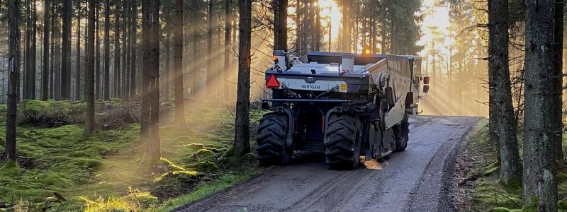 Beläggningsarbete. Foto: Peab