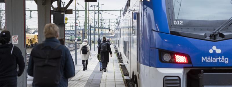 Pendlare reser med Mälartåg. Foto: Mälardalsrådet