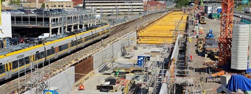 Trafikverket utför arbeten i Almedal och Västlänkens två nya spår kommer att ansluta till Västkustbanan.  Foto: Trafikverket
