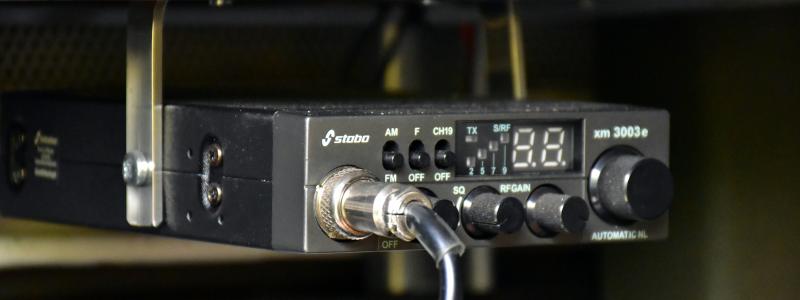I rapporten Flexibel frekvensanvändning för Försvarsmaktens radiosystem går forskarna igenom forskningsläget på området.  Foto: ries bosch/unsplash