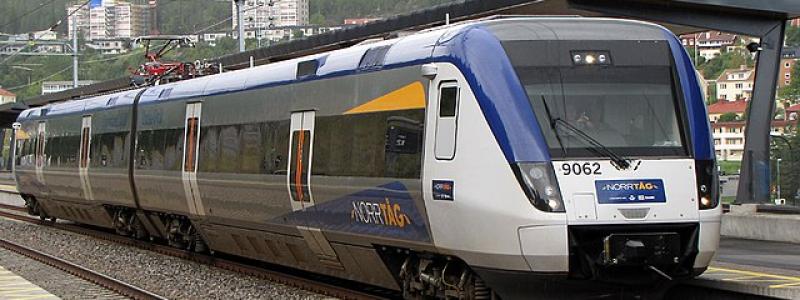Ett Regina-tåg (modell X52) i Örnsköldsvik. Foto: Wikimedia Commmons