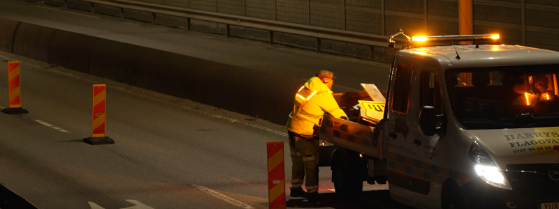 Säkra arbetsplatser ska alltid vara en prioriterad fråga för Trafikverket och att mer behöver göras framgår även i ett regeringsuppdrag som Trafikverket tidigare har fått. Uppdraget innebär att ta fram och genomföra en handlingsplan för ökad säkerhet i och runt arbeten på väg vilket är en del av regeringens arbetsmiljöstrategi 2021 – 2025. Foto: Trafikverket