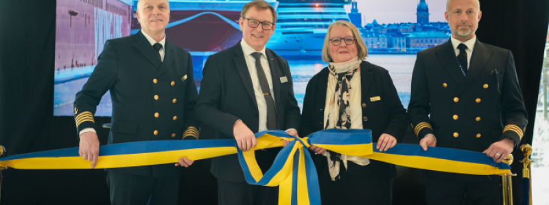 Erik Eklund, generaldirektör på Sjöfartsverket och Magdalena Bosson, vd för Stockholms Hamnar med flera. Foto: Sjöfartsverket