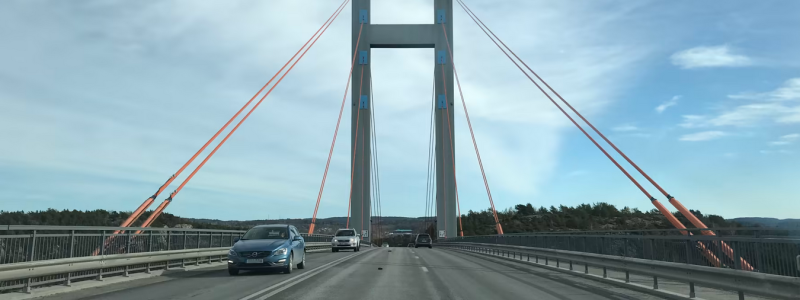 Snedkablar på Tjörnbron ska bytas ut. Foto: Trafik Göteborg