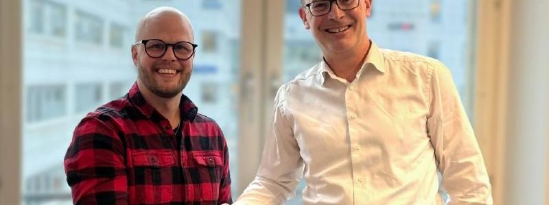 Nicklas Lokander, VD Rewalbi och Martin Åsberg, affärsområdeschef Sortera Water Treatment. Foto: Sortera
