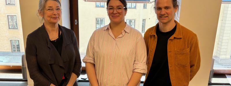 Från vänster: Kerstin Grönman, Yasmine Arriaga och Josef Nordlund. Foto: Structor.