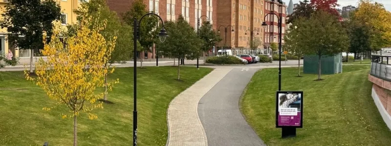 I Sundsvall upptäcks nu sneda skyltar, klotter och pågående vägbyggen automatiskt med hjälp av artificiell intelligens.  Foto: Sundsvalls kommun