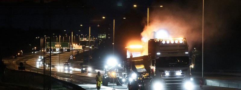 Svevias uppdrag sträcker sig över två säsonger och omfattar underhållsarbete på bland annat E20 och E4. Foto: Markus Marcetic