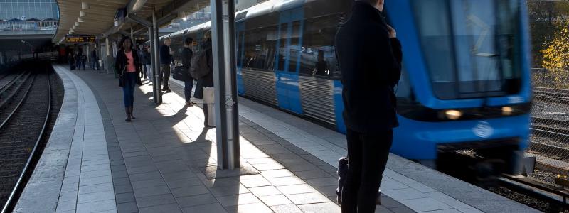 Under påsken kommer det ske avstängningar i pendeltågstrafiken och på gröna linjen i tunnelbanan. Foto: Erja Lempinen/Trafikförvaltningen