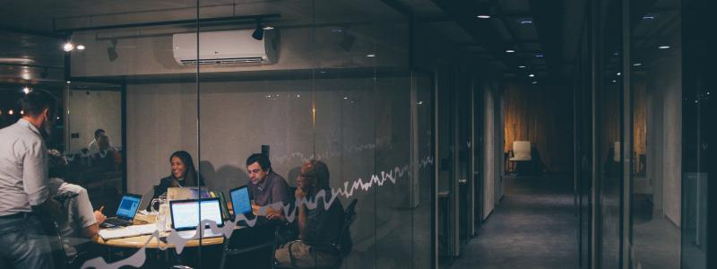 Uppkopplade industrier behöver egna verktyg för cybersäkerhet. Foto: mario gogh/unsplash