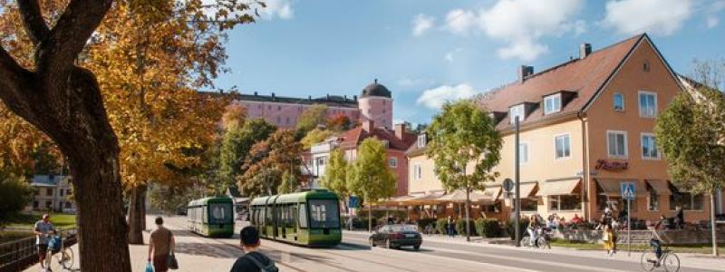 Uppsala ska få spårväg till 2029. Visionsbild, Fågelsången. Illustration: White arkitekter.