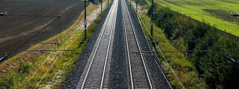 Under kommande år ska flera sträckor utmed banan mellan Stockholm och Göteborg underhållas, vilket kommer leda till stora utmaningar att få plats med alla transporter på en redan överfull bana.. Foto: Västra stambanegruppen