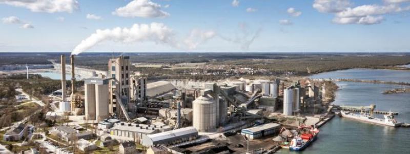 Cementas fabrik i Slite. Foto: Cementa
