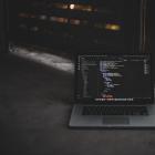 Cyberattacker rusar globalt och Sverige sticker ut i Europa. Foto: blak econnally/unsplash