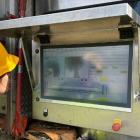 I Drammen var över 20 hushåll anslutna till en underdimensionerad och igensatt vattenledning. Lösningen blev en innovativ rör-i-rör-lösning som på några veckor gav både hus och lägenheter bra vattentryck. På bilden: VA-ingenjör Kristin Hamre, Drammen kommun. Foto: Drammen kommun